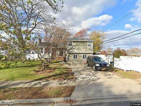 Andrea, EAST MEADOW, NY 11554
