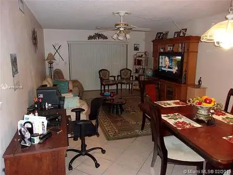 Gate Rd, Hollywood, FL 33024