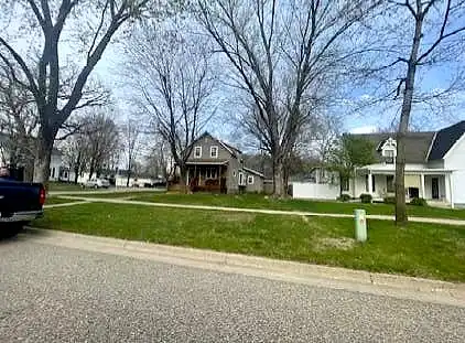 2Nd, CANNON FALLS, MN 55009