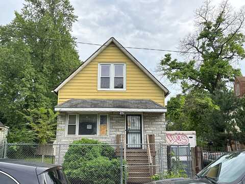 105Th, CHICAGO, IL 60628
