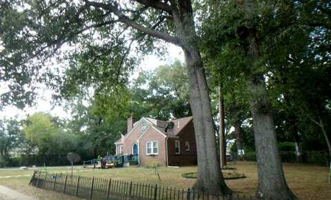 Holton, CHARLOTTE, NC 28208