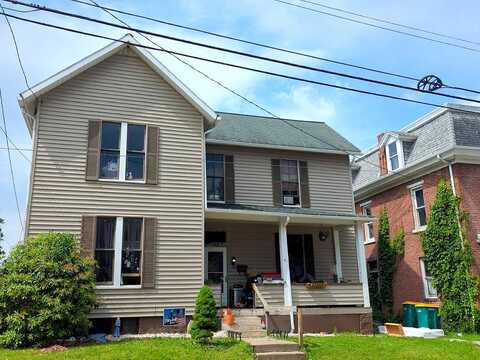 South Chestnut Street, Derry, PA 15627