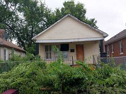 151St, HARVEY, IL 60426