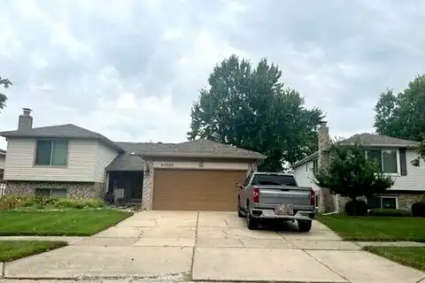 Pepperwood, CANTON, MI 48187