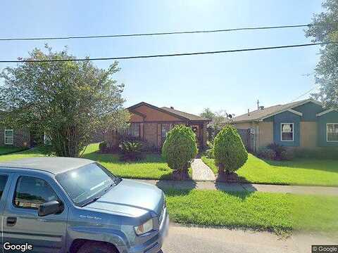 Duplessis, NEW ORLEANS, LA 70122