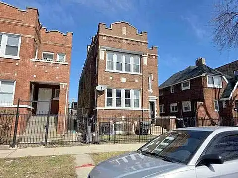 Adams, CHICAGO, IL 60644
