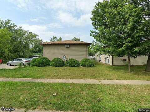 Northwood Dr, Hiawatha, IA 52233