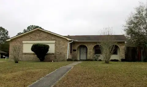Shirley, GULFPORT, MS 39503