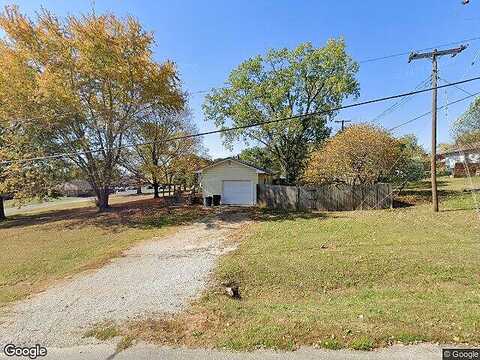 Walnut, WARSAW, MO 65355