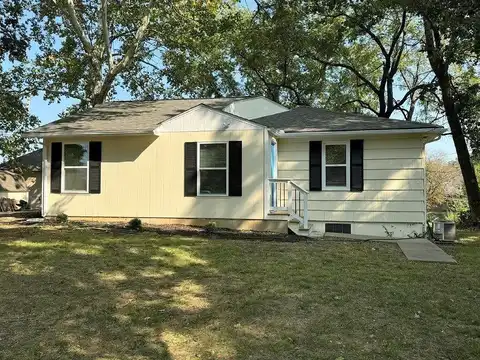 Maple, PLEASANT HILL, MO 64080