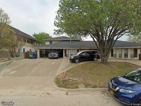 Village Gate, WAXAHACHIE, TX 75165