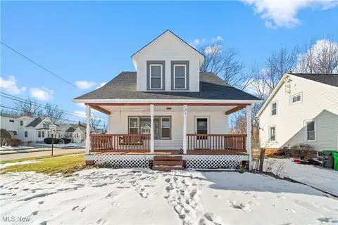290Th, WICKLIFFE, OH 44092