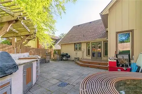 Camelot, LIBERTY, MO 64068