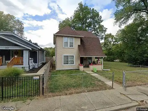 Spruce, INDIANAPOLIS, IN 46203