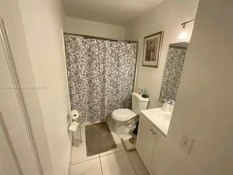 284Th, HOMESTEAD, FL 33033