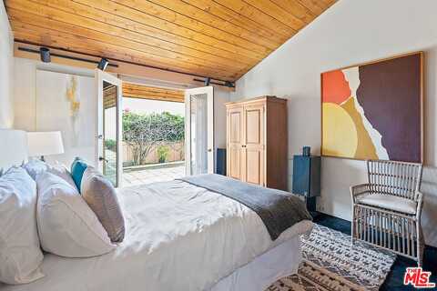 Vantage Point, MALIBU, CA 90265