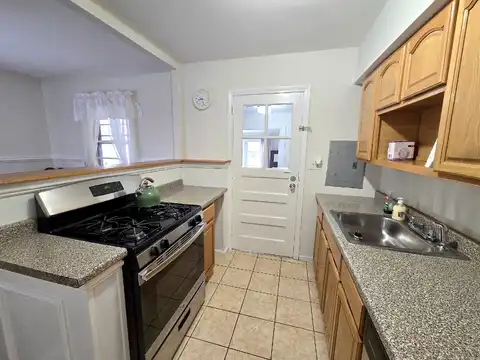 Larkin, STRATFORD, CT 06615