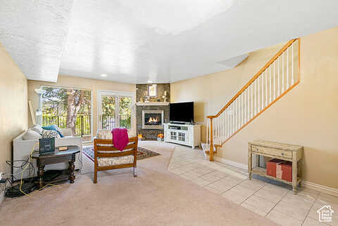 Gravenstein, SALT LAKE CITY, UT 84123