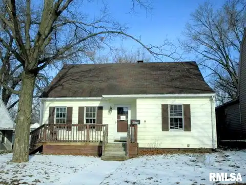 Chestnut, PEKIN, IL 61554