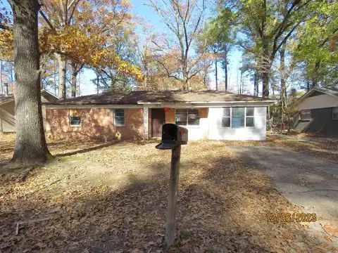 Eagle, LITTLE ROCK, AR 72209