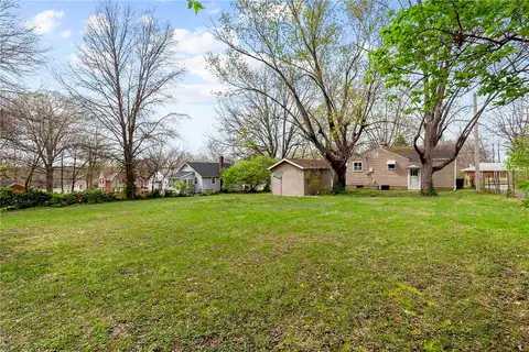 Ramona, SAINT LOUIS, MO 63121