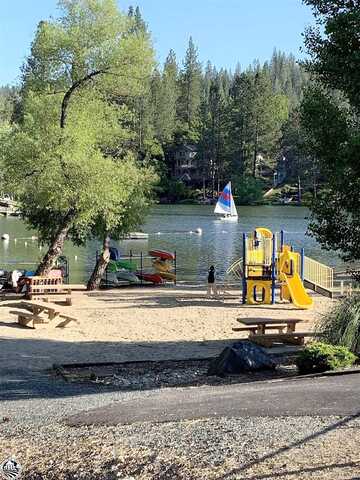 Ferretti, GROVELAND, CA 95321