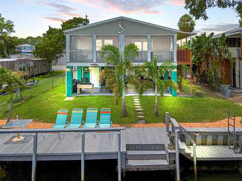 Westwind, WEEKI WACHEE, FL 34607