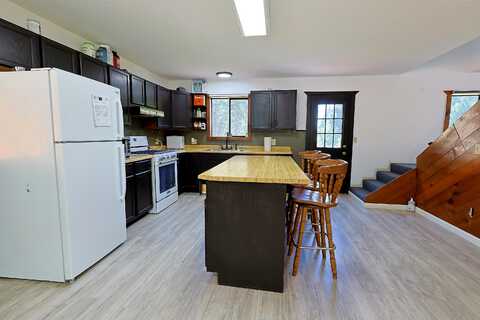 95Th, MAD RIVER, CA 95552