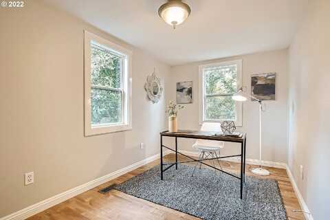 11Th, OREGON CITY, OR 97045