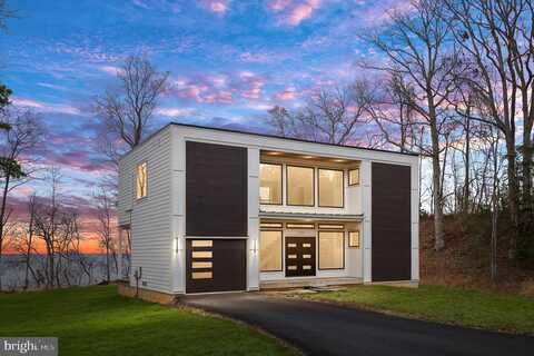 Independence, MONTROSS, VA 22520