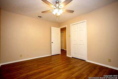 Lost Trail, LA VERNIA, TX 78121