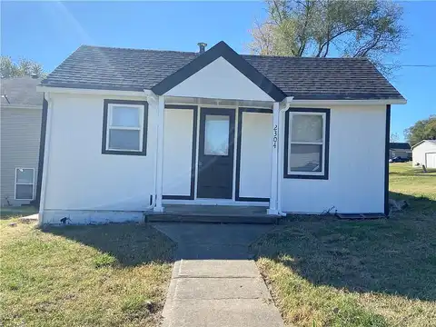 Walnut, HIGGINSVILLE, MO 64037