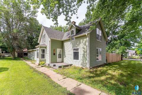 Cedar, BERESFORD, SD 57004