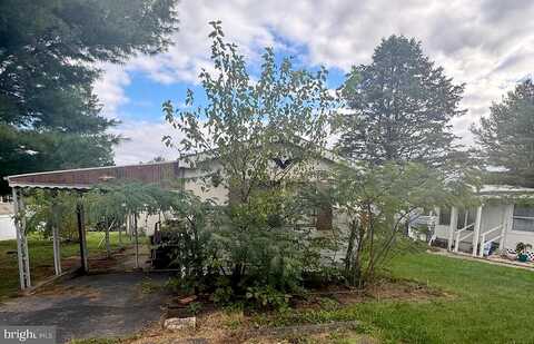 Derose, WALNUTPORT, PA 18088