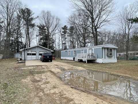 Robinhood, MONTAGUE, MI 49437