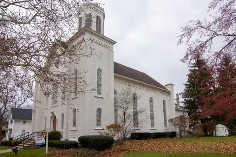 Courtland, DOWAGIAC, MI 49047