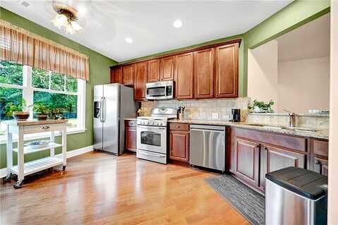 Willow Creek, GAINESVILLE, GA 30504