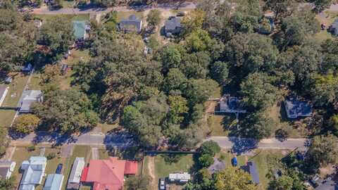 Oak St, Warrenville, SC 29851