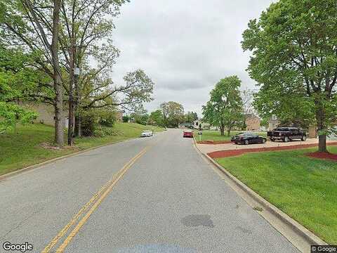 Holly Tree Rd, Temple Hills, MD 20748