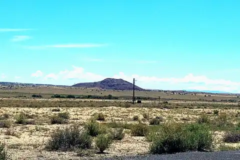 Bella Ln Nw, Albuquerque, NM 87114