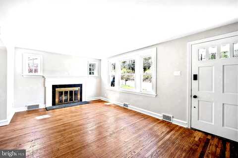 New Second, ELKINS PARK, PA 19027
