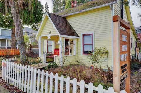5Th, JACKSONVILLE, OR 97530