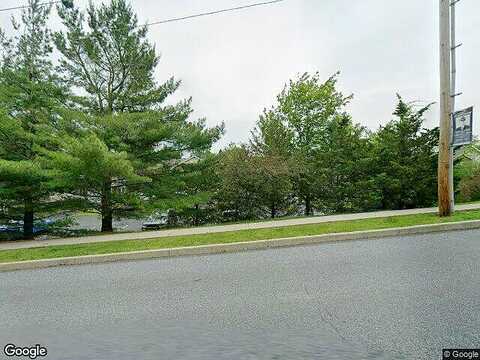 Lantern Green, ORWIGSBURG, PA 17961
