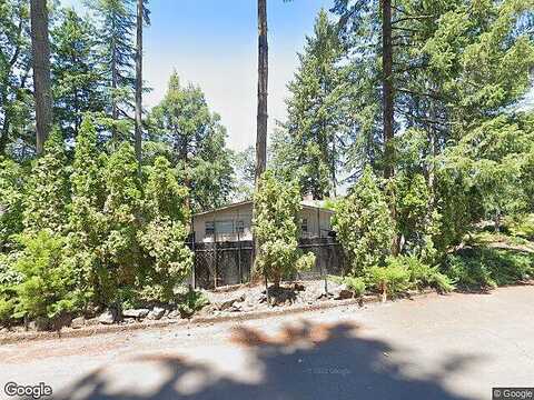Highland Oaks, EUGENE, OR 97405