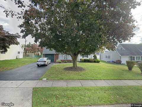 Tinder, LEVITTOWN, PA 19056