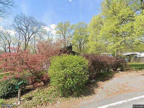 Mary Elizabeth, BOALSBURG, PA 16827