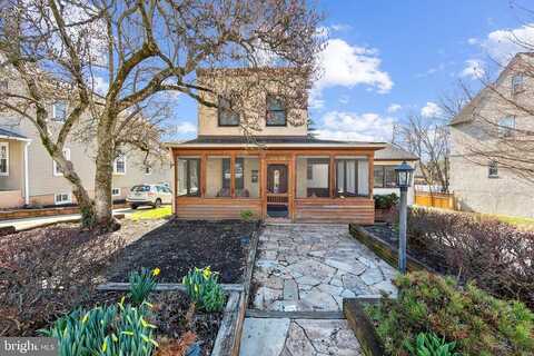 Center, LAFAYETTE HILL, PA 19444