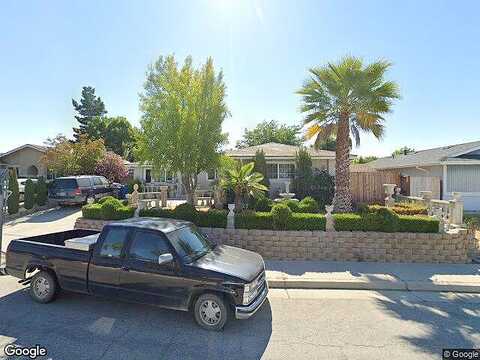 Linda, PASO ROBLES, CA 93446