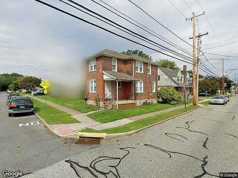 Manhattan, ESSINGTON, PA 19029