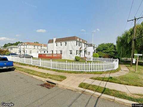 Bullens, WOODLYN, PA 19094